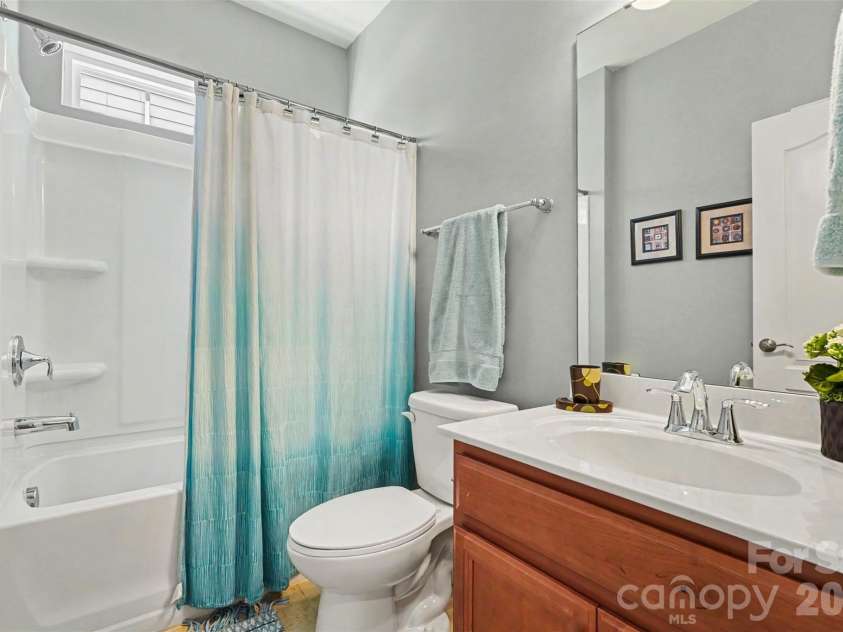 7114 Sunset Crater Place, Lancaster, SC 29720.  MLS# CAR4419131, YatesRealty ID 49425. Bathroom 2