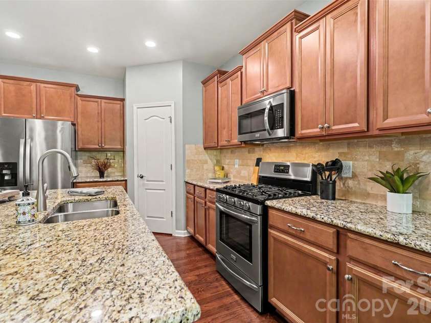 7114 Sunset Crater Place, Lancaster, SC 29720.  MLS# CAR4419131, YatesRealty ID 49425. Kitchen