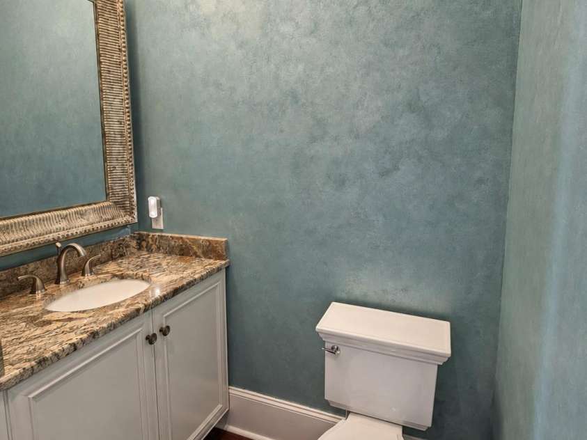 4023 8th Street Court, Hickory, NC 28601.  MLS# CAR4418532, YatesRealty ID 49426. 