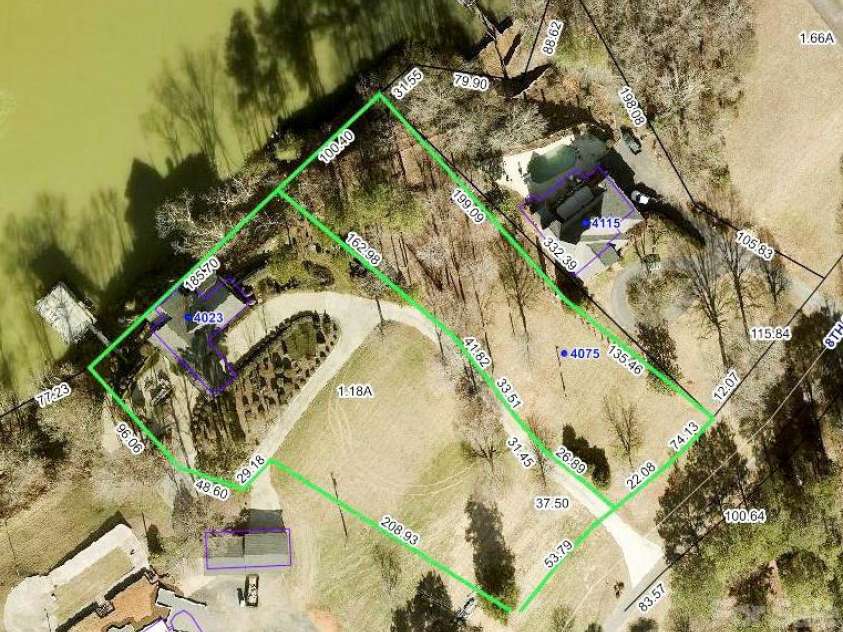 4023 8th Street Court, Hickory, NC 28601.  MLS# CAR4418532, YatesRealty ID 49426. 