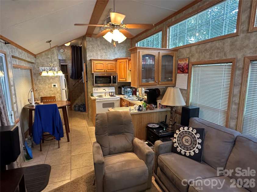 152 Cardinal Drive, New London, NC 28127.  MLS# CAR4420873, YatesRealty ID 49429. 