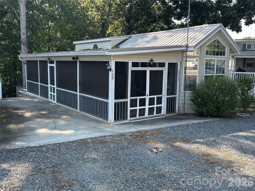 152 Cardinal Drive, New London, NC 28127.  MLS# CAR4420873, YatesRealty ID 49429. 