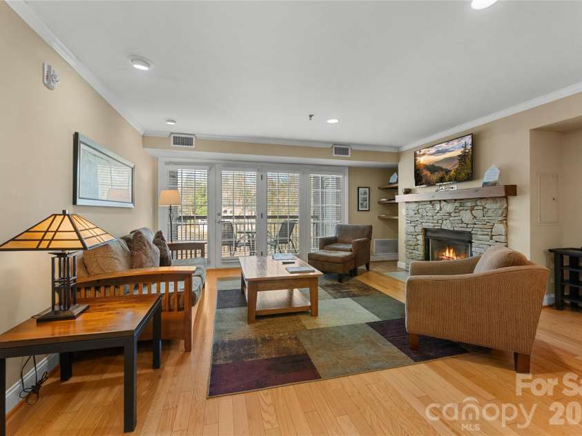 314 Bowling Park Road, Asheville, NC 28803.  MLS# CAR4342255, YatesRealty ID 4943. 