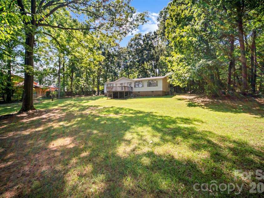 4912 Lynwood Road, Sherrills Ford, NC 28673.  MLS# CAR4422562, YatesRealty ID 49431. 