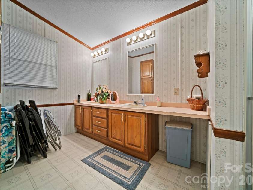 4912 Lynwood Road, Sherrills Ford, NC 28673.  MLS# CAR4422562, YatesRealty ID 49431. 