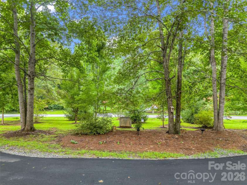 412 Whitestone Circle, Union Mills, NC 28167.  MLS# CAR4411352, YatesRealty ID 49433. 