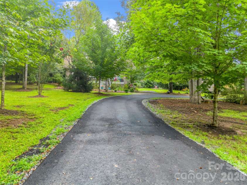 412 Whitestone Circle, Union Mills, NC 28167.  MLS# CAR4411352, YatesRealty ID 49433. 