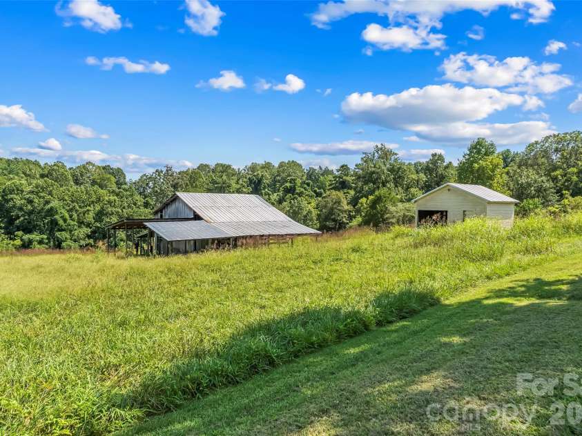 402 Catawba Street, Morganton, NC 28655.  MLS# CAR4420175, YatesRealty ID 49438. 