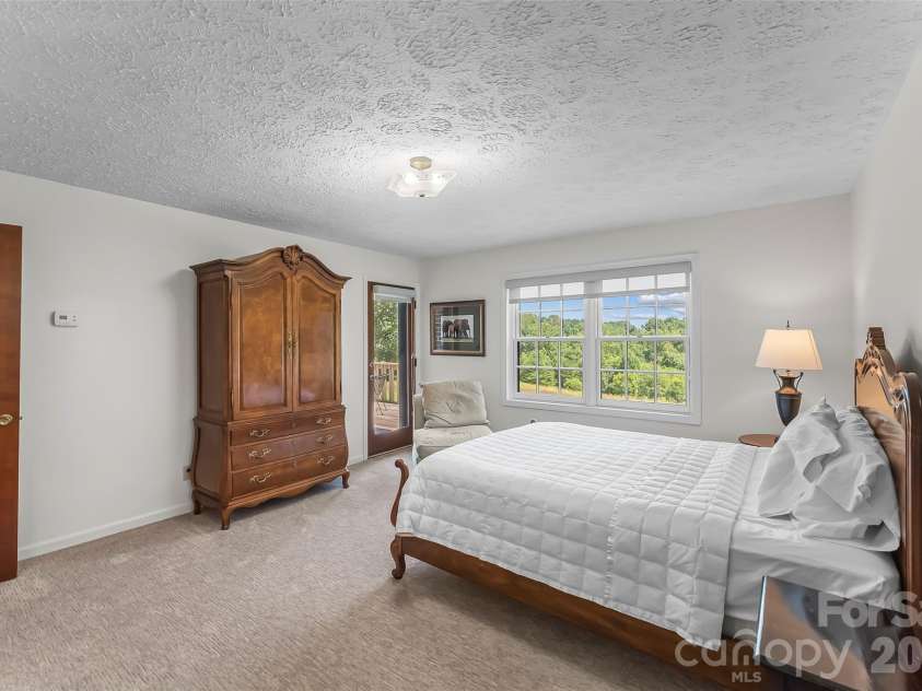 402 Catawba Street, Morganton, NC 28655.  MLS# CAR4420175, YatesRealty ID 49438. 