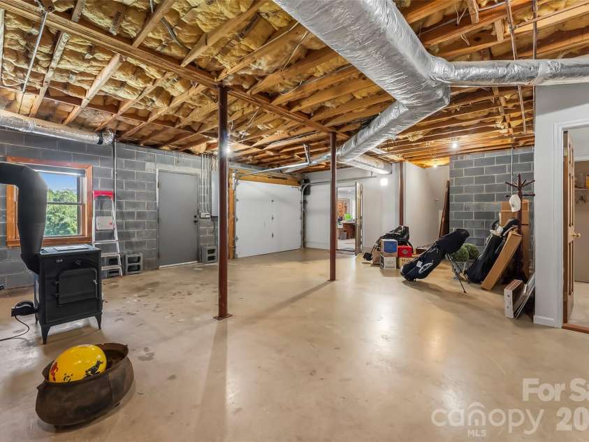 402 Catawba Street, Morganton, NC 28655.  MLS# CAR4420175, YatesRealty ID 49438. 