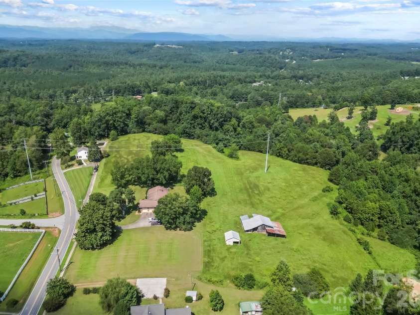 402 Catawba Street, Morganton, NC 28655.  MLS# CAR4420175, YatesRealty ID 49438. 