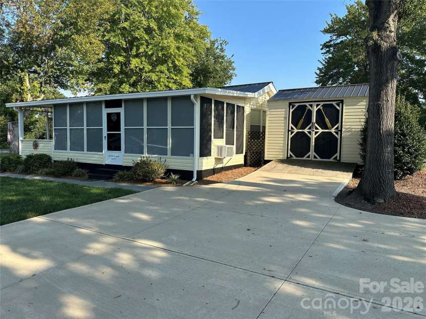 104 Dove Lane, New London, NC 28127.  MLS# CAR4420922, YatesRealty ID 49439. 