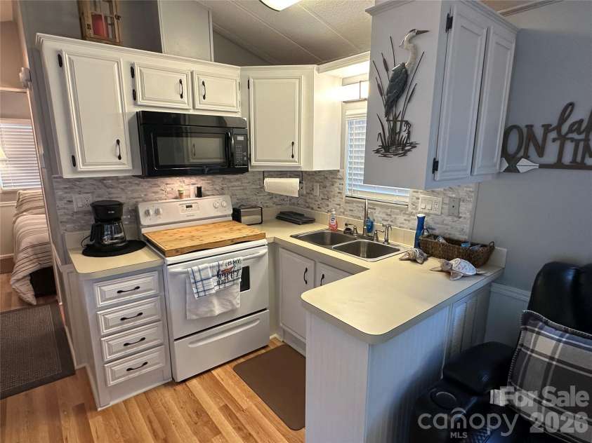 104 Dove Lane, New London, NC 28127.  MLS# CAR4420922, YatesRealty ID 49439. 
