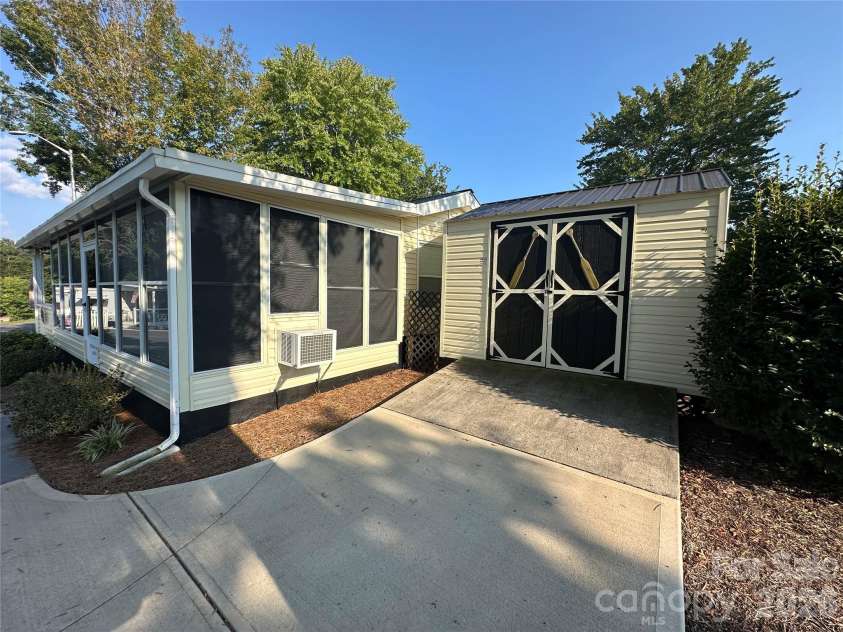 104 Dove Lane, New London, NC 28127.  MLS# CAR4420922, YatesRealty ID 49439. 