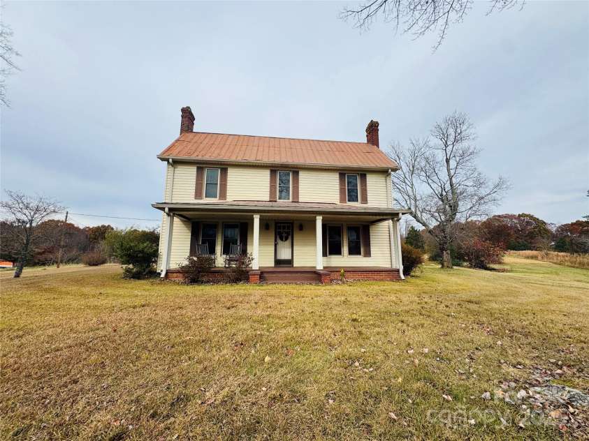 9143 NC Highway 150 Highway, Linwood, NC 27299.  MLS# CAR4321161, YatesRealty ID 4944. 