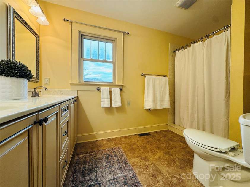 9143 NC Highway 150 Highway, Linwood, NC 27299.  MLS# CAR4321161, YatesRealty ID 4944. 