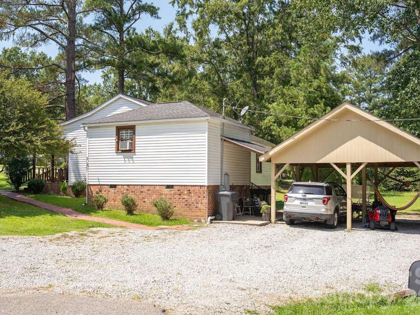 1929 John Everall Road, Lancaster, SC 29720.  MLS# CAR4422599, YatesRealty ID 49442. 