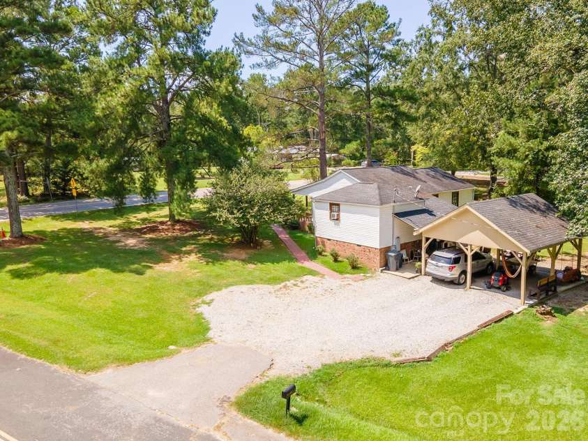 1929 John Everall Road, Lancaster, SC 29720.  MLS# CAR4422599, YatesRealty ID 49442. 
