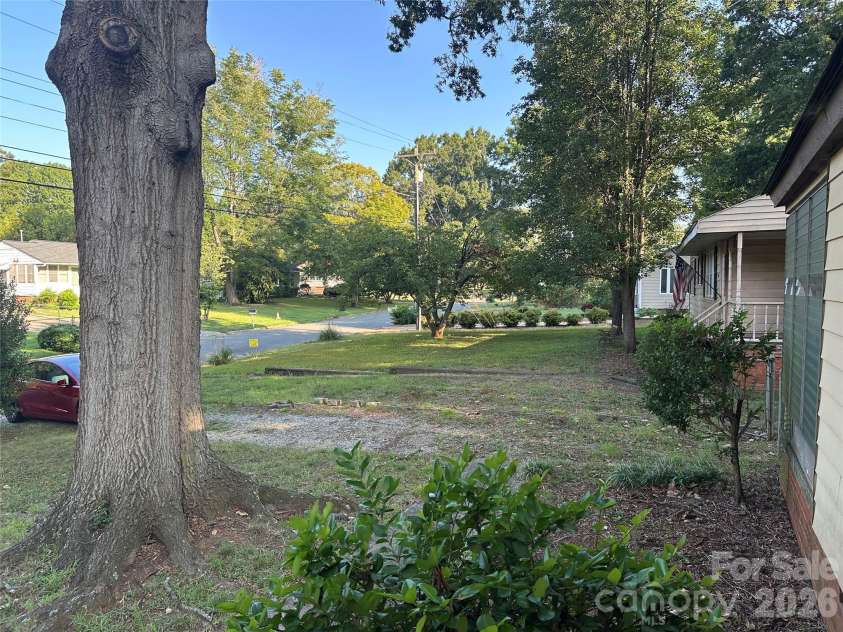235 Milford Drive, Salisbury, NC 28144.  MLS# CAR4422606, YatesRealty ID 49446. 
