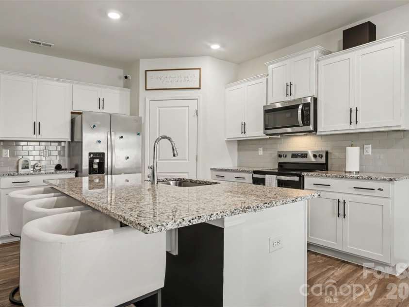 3008 Sassafras Trail, Gastonia, NC 28056.  MLS# CAR4422128, YatesRealty ID 49448. 