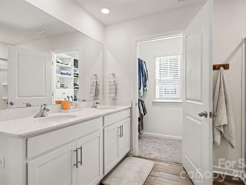 3008 Sassafras Trail, Gastonia, NC 28056.  MLS# CAR4422128, YatesRealty ID 49448. 