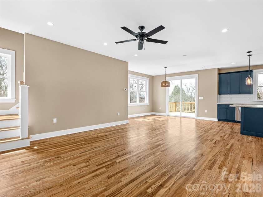 112 Alma Lane, Asheville, NC 28806.  MLS# CAR4341101, YatesRealty ID 4945. 