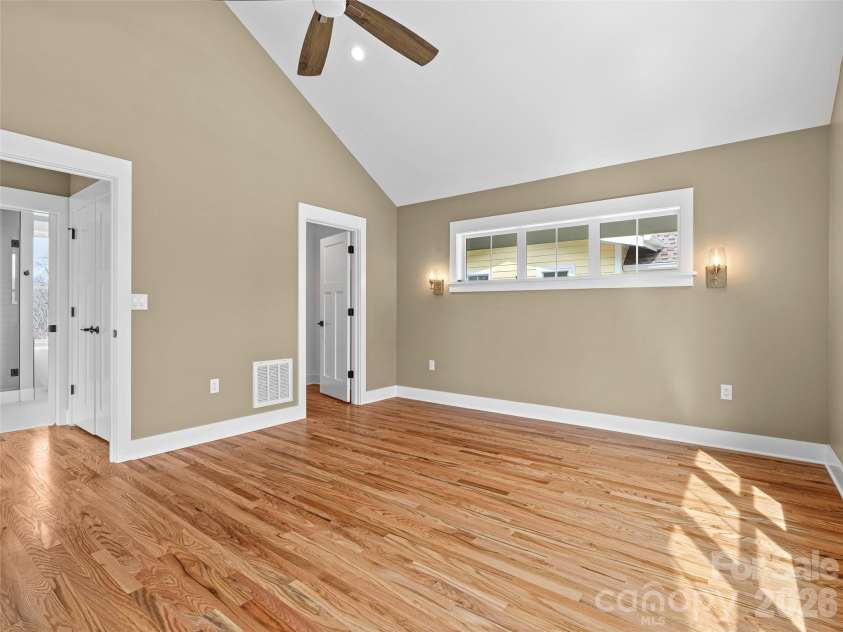 112 Alma Lane, Asheville, NC 28806.  MLS# CAR4341101, YatesRealty ID 4945. 