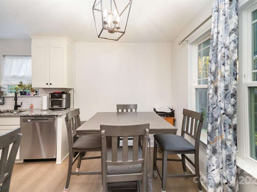 319 Pinnacle Road, Kings Mountain, NC 28086.  MLS# CAR4319517, YatesRealty ID 4945. 