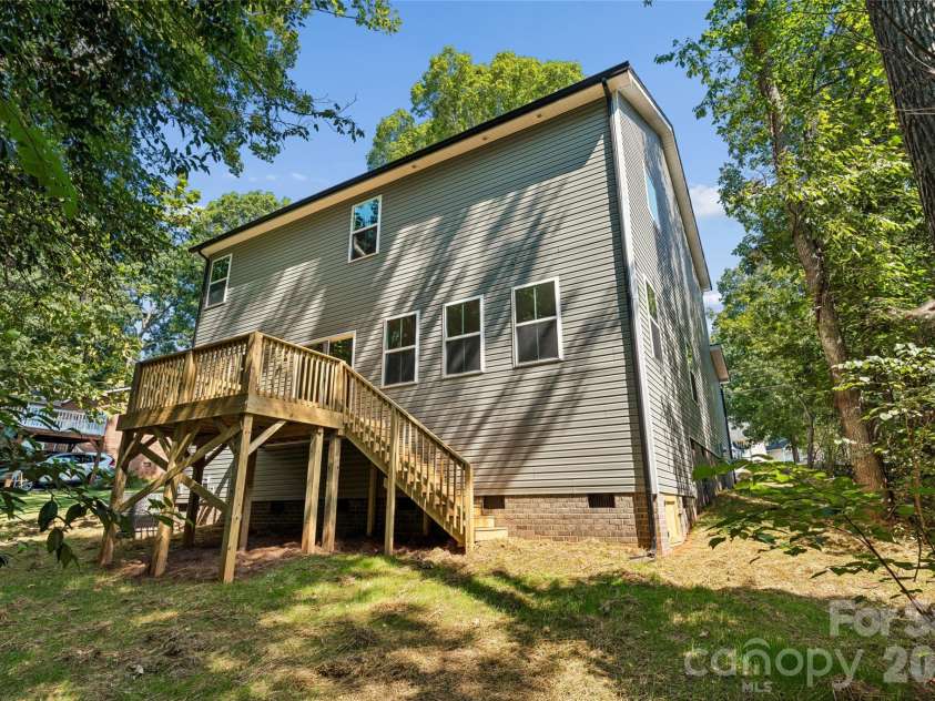 8216 Willhill Road, Mint Hill, NC 28227.  MLS# CAR4414908, YatesRealty ID 49451. 