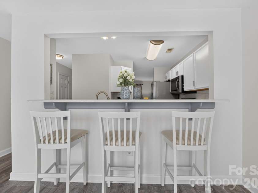 221 Linkside Court, Lenoir, NC 28645.  MLS# CAR4422478, YatesRealty ID 49454. 