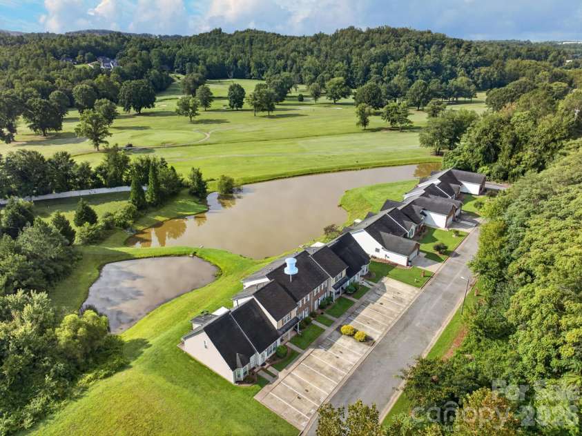 221 Linkside Court, Lenoir, NC 28645.  MLS# CAR4422478, YatesRealty ID 49454. 