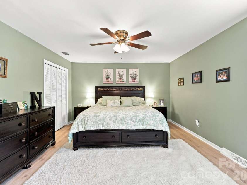 178 Woodland Drive, Concord, NC 28025.  MLS# CAR4422590, YatesRealty ID 49455. 