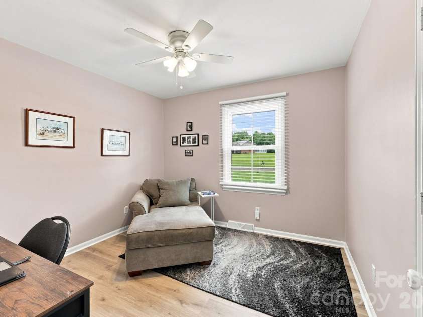 178 Woodland Drive, Concord, NC 28025.  MLS# CAR4422590, YatesRealty ID 49455. 