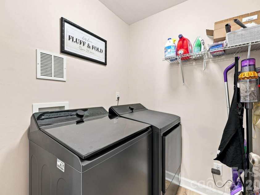 178 Woodland Drive, Concord, NC 28025.  MLS# CAR4422590, YatesRealty ID 49455. 