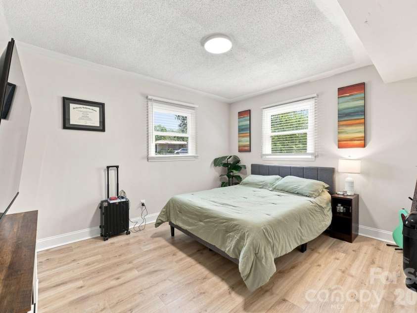 178 Woodland Drive, Concord, NC 28025.  MLS# CAR4422590, YatesRealty ID 49455. 
