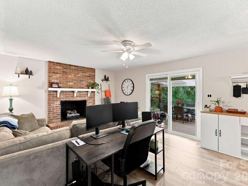 178 Woodland Drive, Concord, NC 28025.  MLS# CAR4422590, YatesRealty ID 49455. 