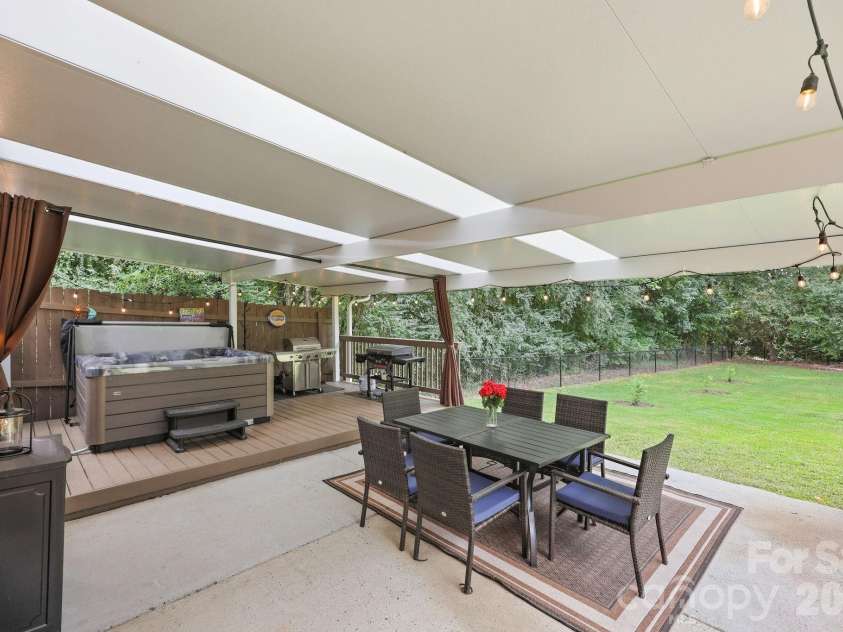 178 Woodland Drive, Concord, NC 28025.  MLS# CAR4422590, YatesRealty ID 49455. 