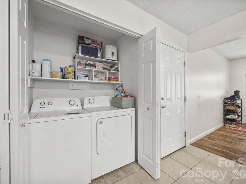 668 Lynville Lane, Rock Hill, SC 29730.  MLS# CAR4421852, YatesRealty ID 49458. 