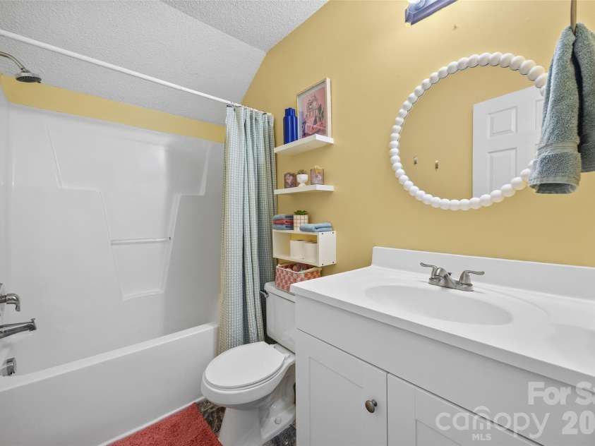 668 Lynville Lane, Rock Hill, SC 29730.  MLS# CAR4421852, YatesRealty ID 49458. 