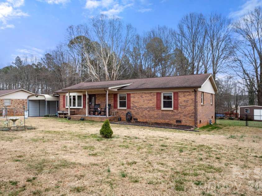 306 Costner Drive, Bessemer City, NC 28016.  MLS# CAR4336458, YatesRealty ID 4946. 