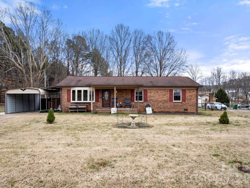 306 Costner Drive, Bessemer City, NC 28016.  MLS# CAR4336458, YatesRealty ID 4946. 
