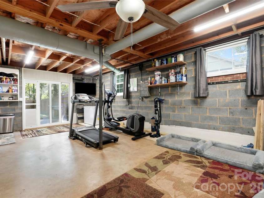 1690 26th Street, Hickory, NC 28601.  MLS# CAR4419006, YatesRealty ID 49464. Laundry/Storage