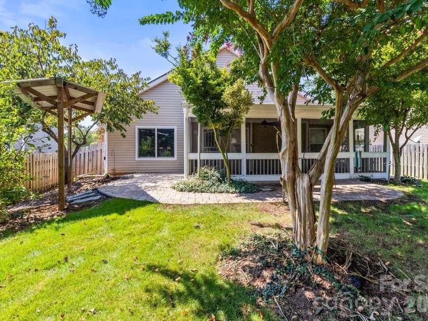 108 Ranney Way, Mooresville, NC 28117.  MLS# CAR4421042, YatesRealty ID 49466. 