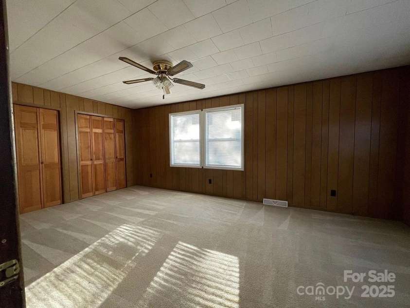 103 Falls Street, Kings Mountain, NC 28086.  MLS# CAR4321685, YatesRealty ID 4947. 