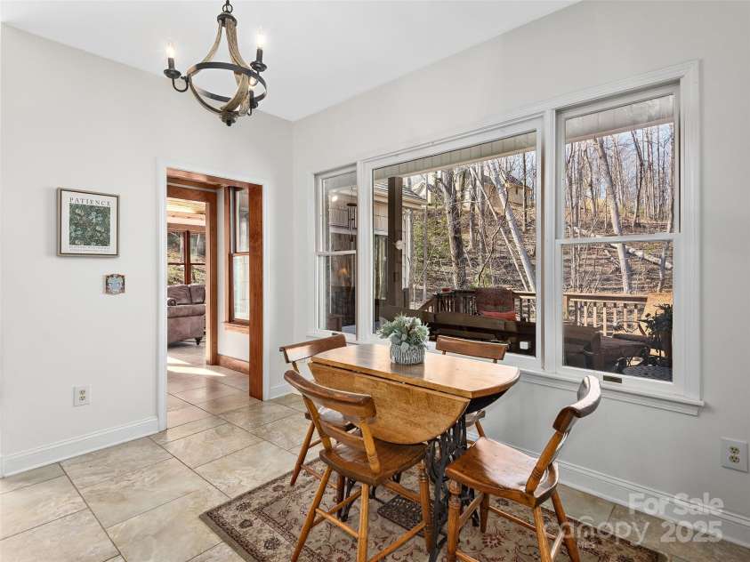 301 Benning Court, Hendersonville, NC 28792.  MLS# CAR4222404, YatesRealty ID 4947. 