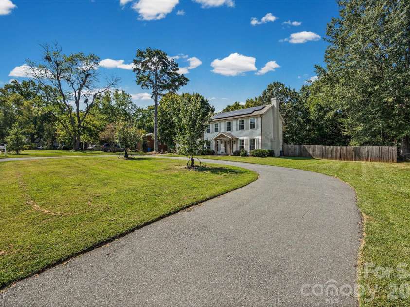 7925 Jefferson Colony Road, Mint Hill, NC 28227.  MLS# CAR4422133, YatesRealty ID 49470. 