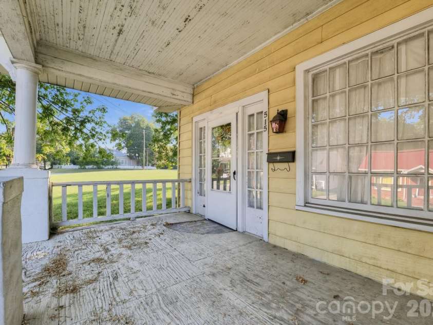 515 Church Street, Salisbury, NC 28144.  MLS# CAR4422669, YatesRealty ID 49471. 
