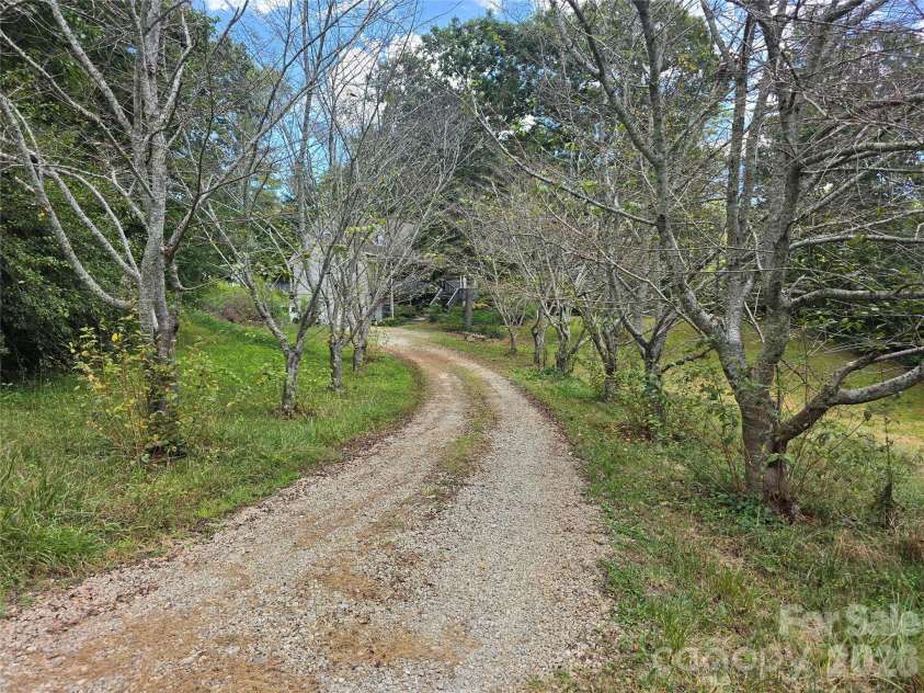 128 Lower Christ School Road, Fletcher, NC 28732.  MLS# CAR4422632, YatesRealty ID 49473. 