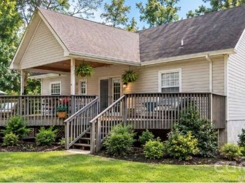 128 Lower Christ School Road, Fletcher, NC 28732.  MLS# CAR4422632, YatesRealty ID 49473. 