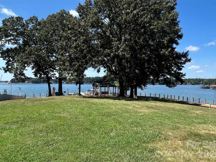 1210 Bridge Knot Court, Rock Hill, SC 29732.  MLS# CAR4420408, YatesRealty ID 49474. 